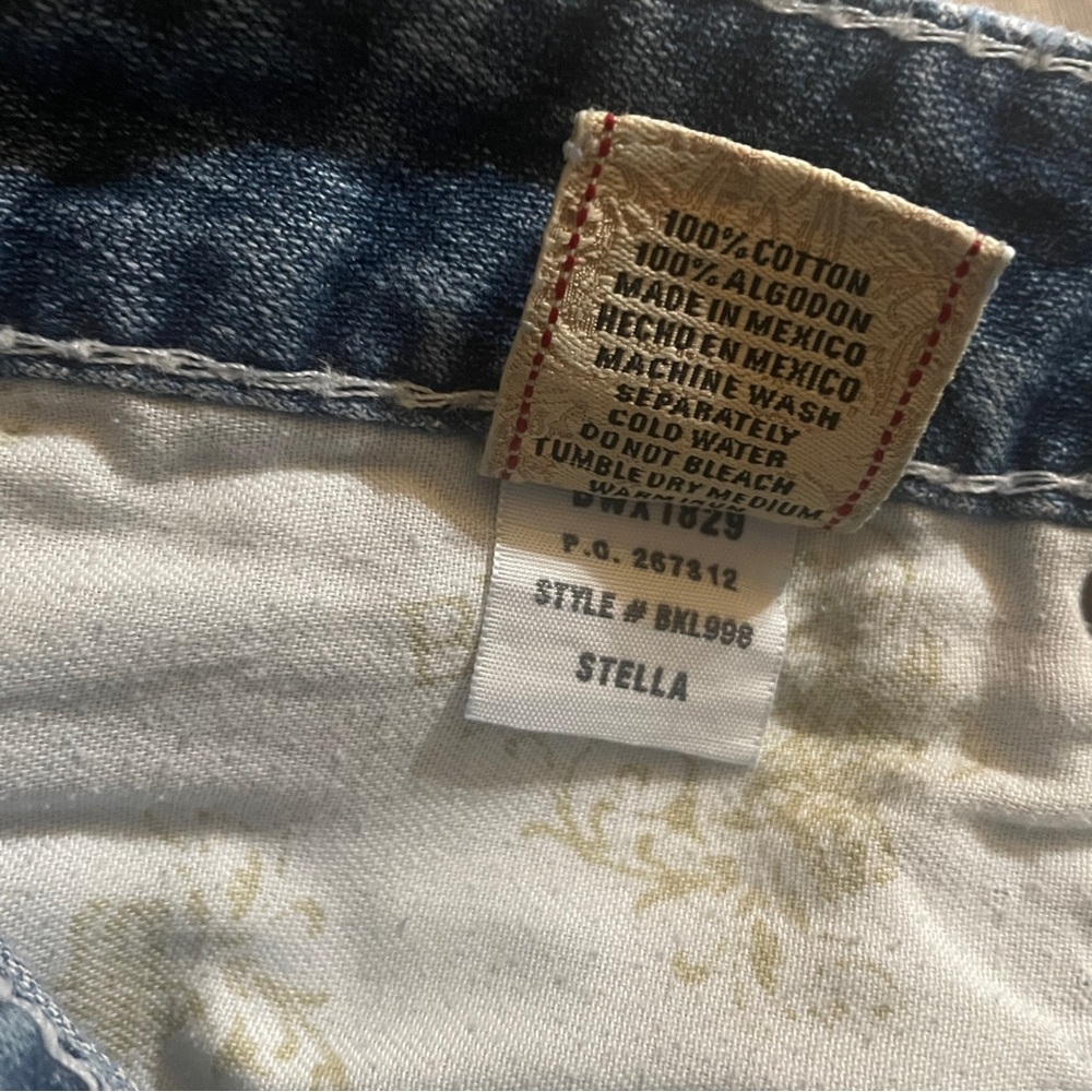 BKE Light Blue Stella Jean Shorts Low Rise Distressed Size 30 Waist - Picture 8 of 13